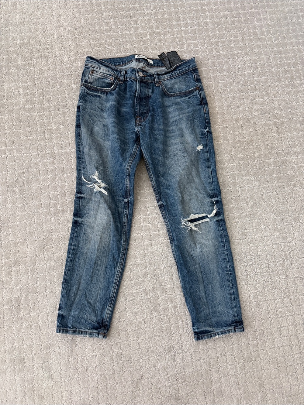 Men's Slim Straight Distressed Jeans in Denim Blue